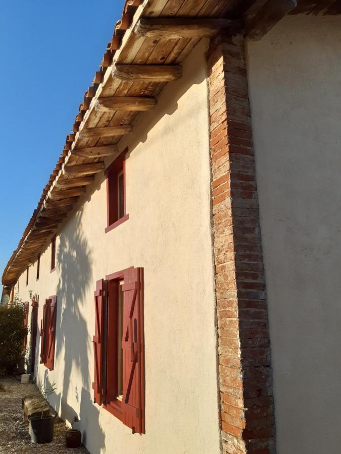 Bnb Ferme Beauregard Les Pyrenees Artigat Esterno foto